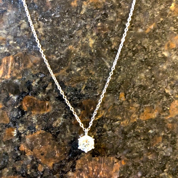 MOISSANITE 1 CT STERLING NECKLACE πNEW - Picture 10 of 17